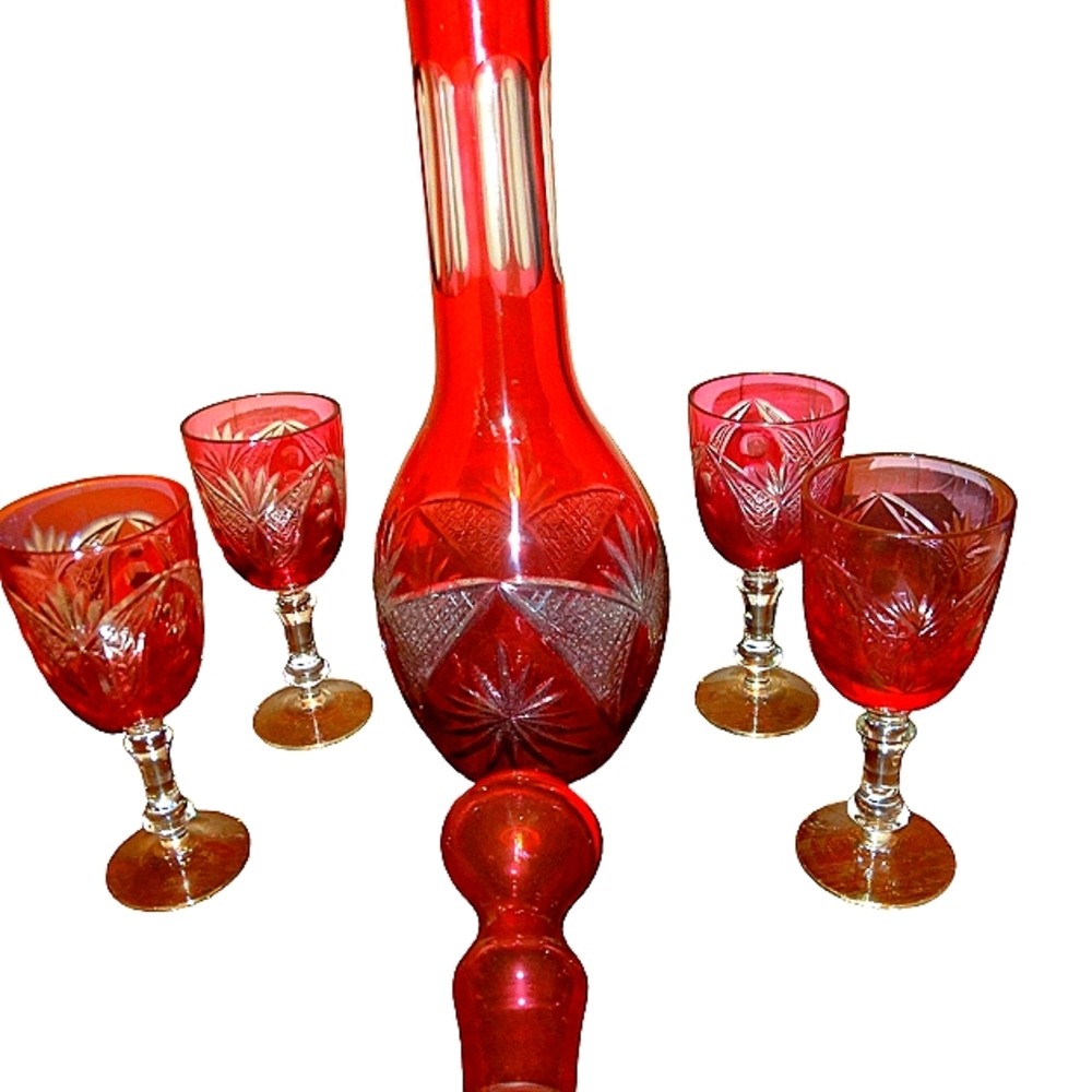 Vintage Red Wine Decanter with Cordial